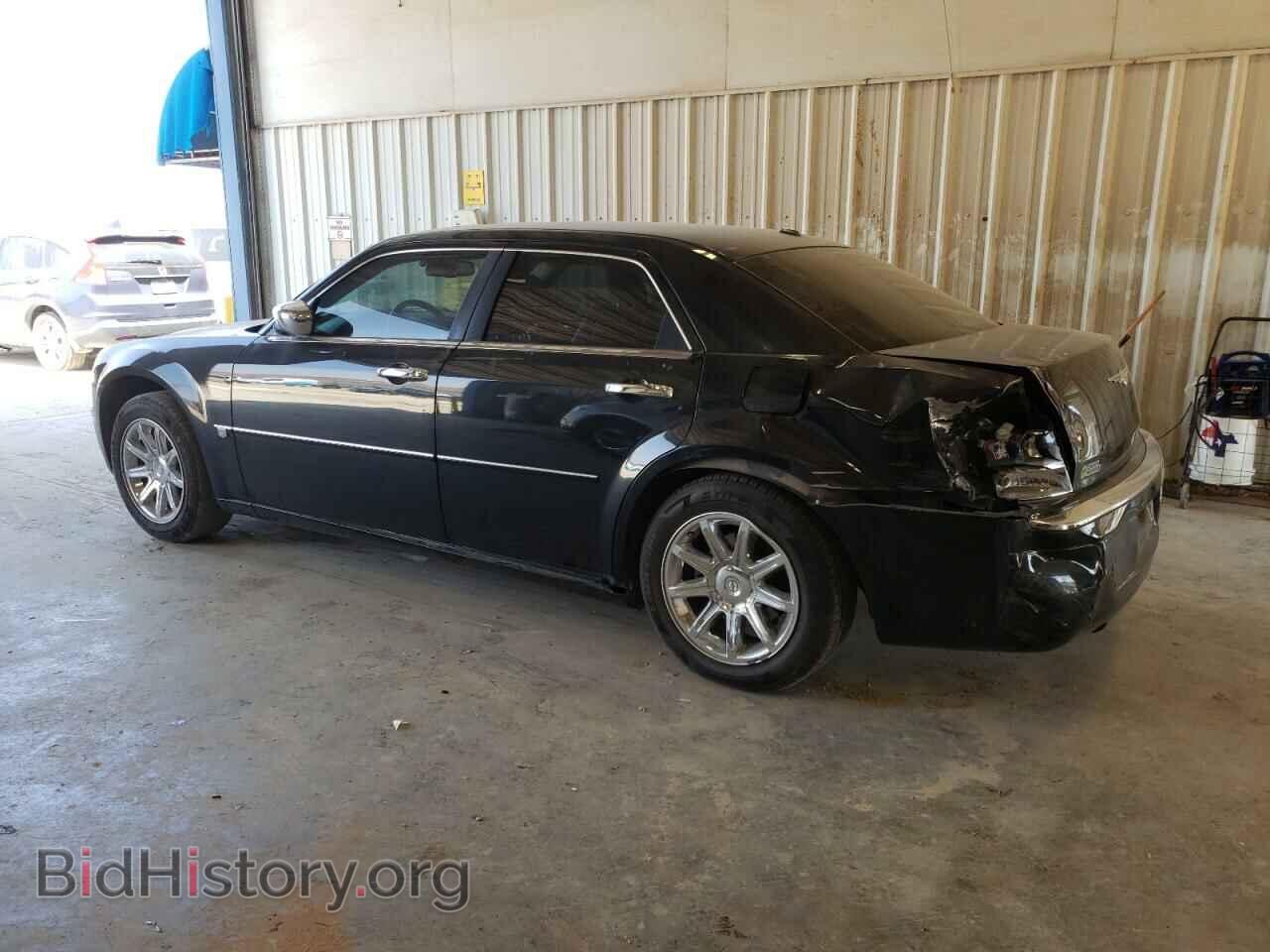 2006 CHRYSLER 300 - VIN: 2C3KA63H06H257484 - Фото 2