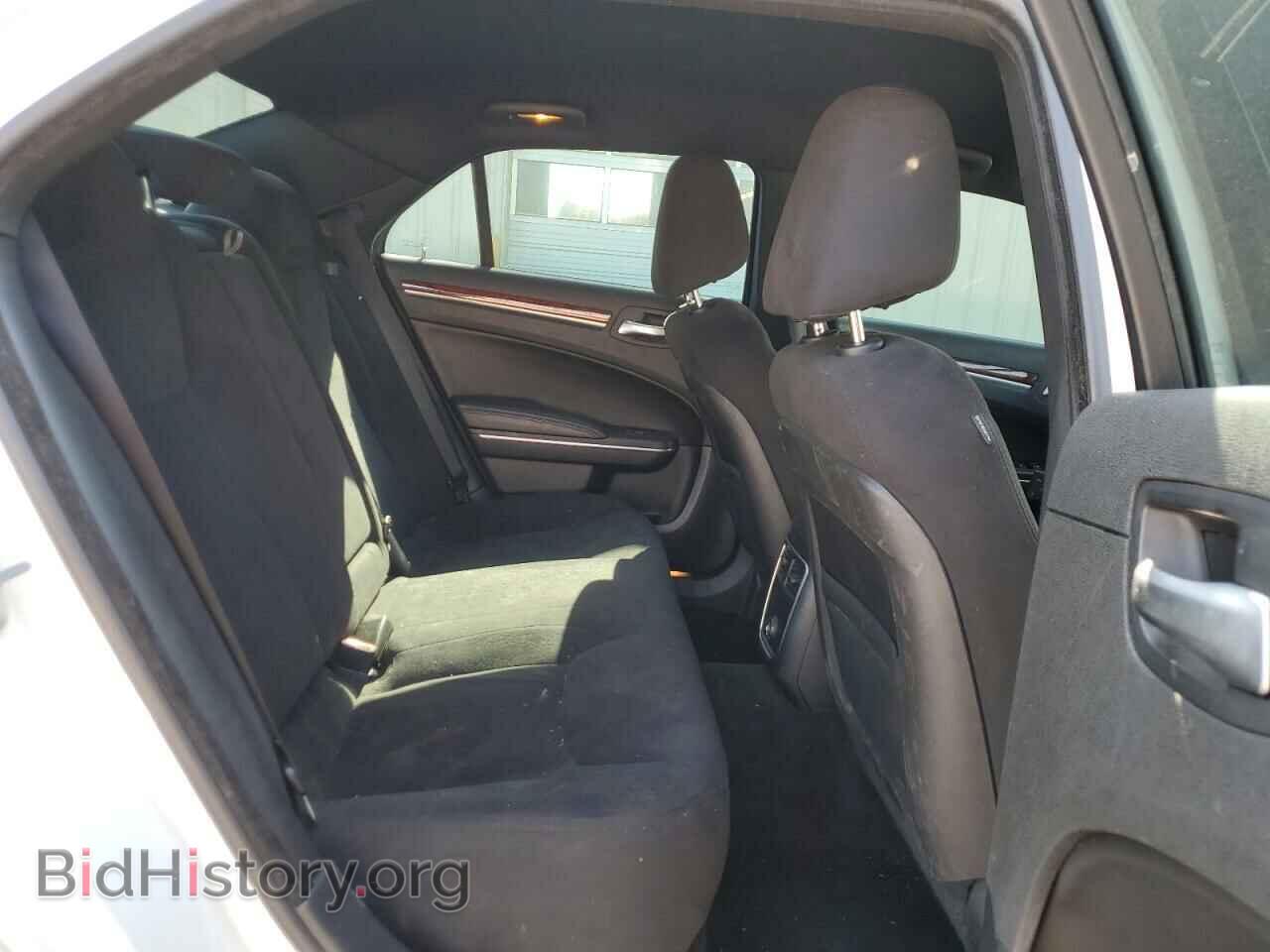 2012 CHRYSLER 300 - VIN: 2C3CCAAG7CH192057 - Фото 10