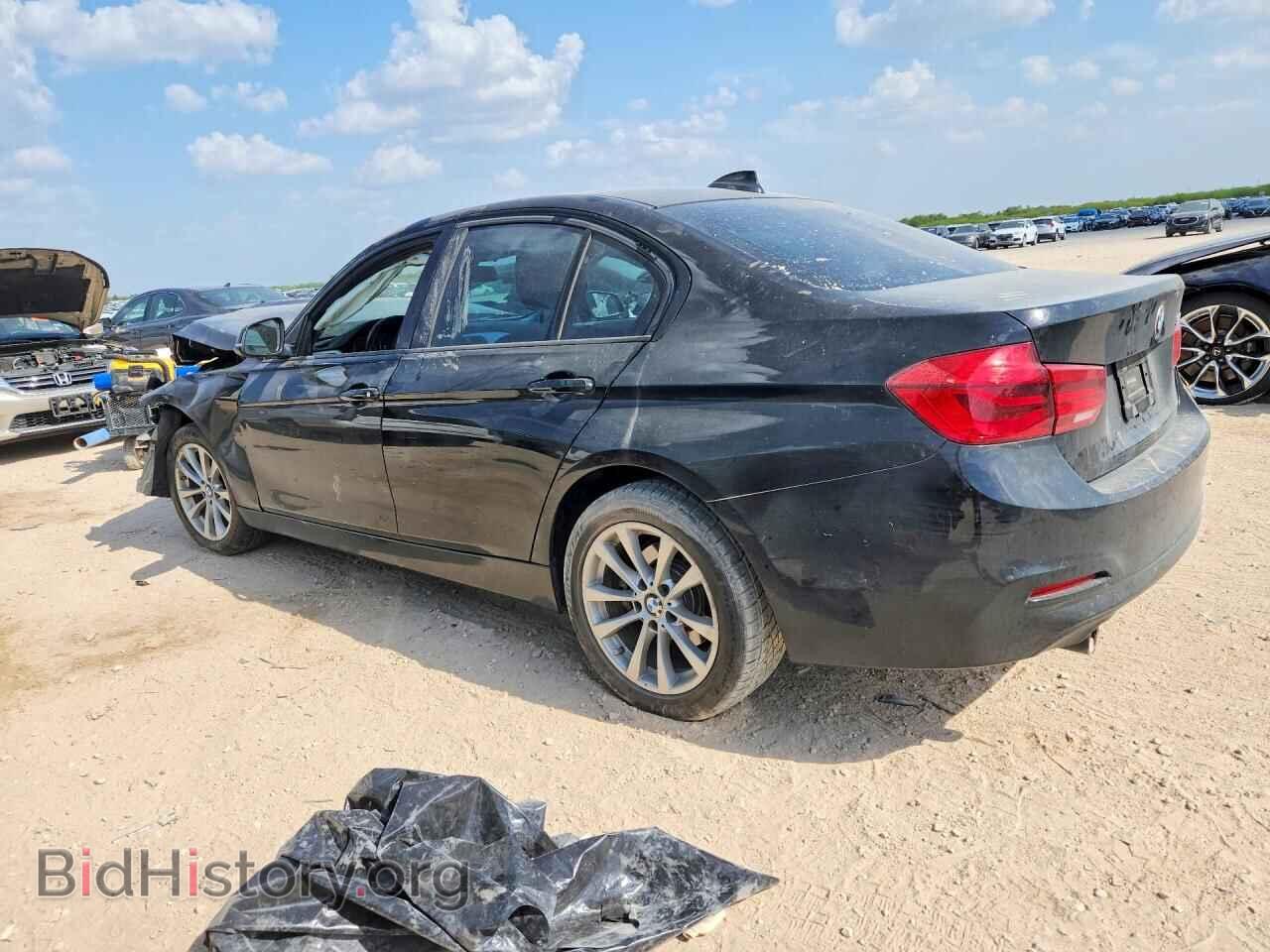 2016 BMW 3 SERIES - VIN: WBA8E1G53GNU10720 - Фото 2