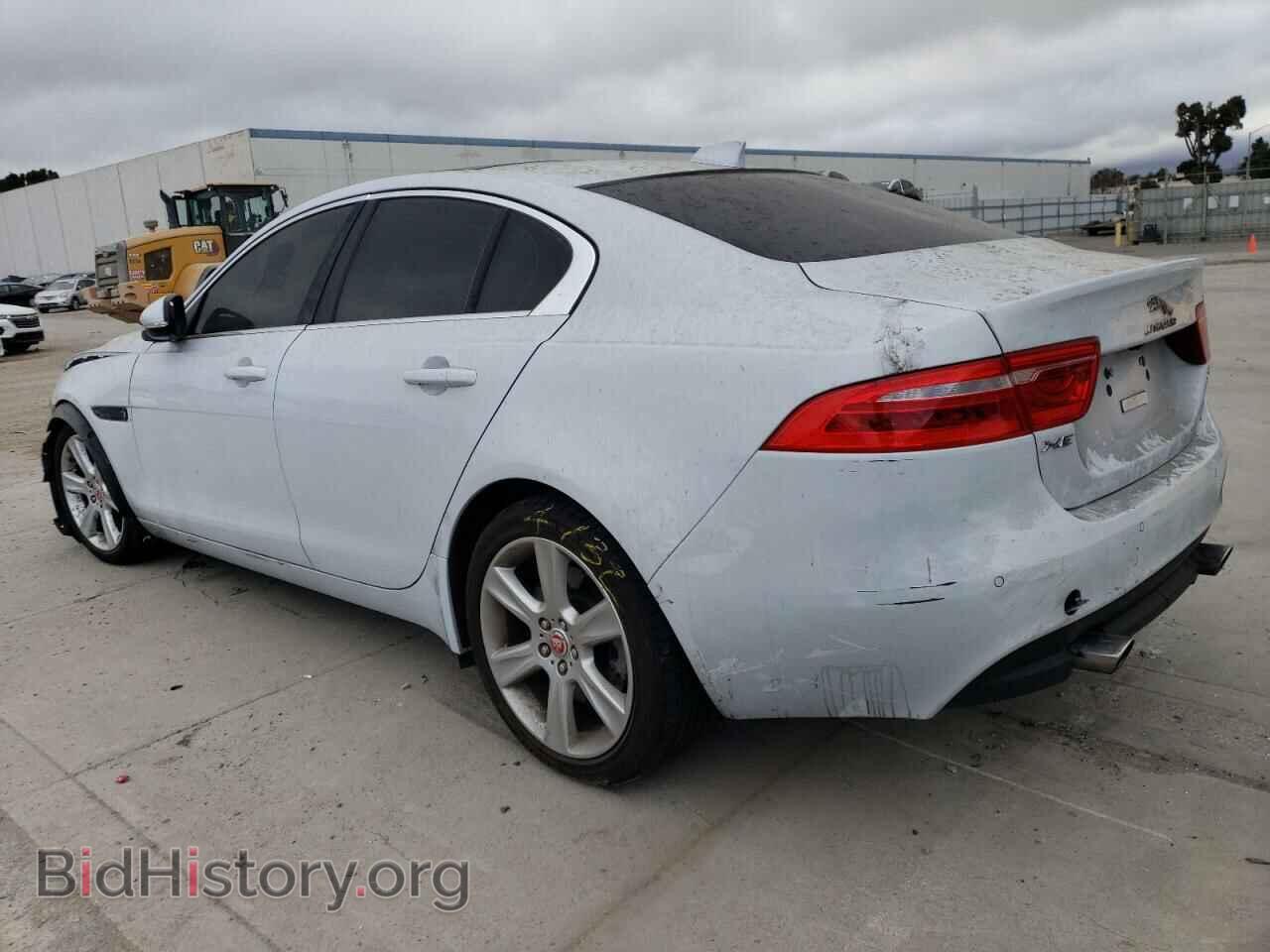 2017 JAGUAR XE - VIN: SAJAE4BG8HA948144 - Фото 2
