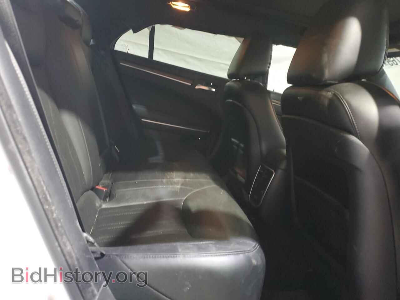 2017 CHRYSLER 300 - VIN: 2C3CCASG9HH500478 - Фото 10