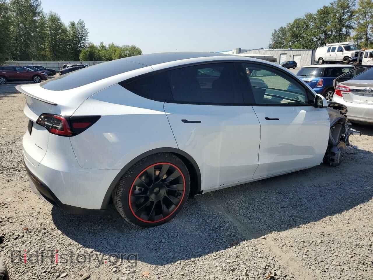 2024 TESLA MODEL Y - VIN: 7SAYGDEE0RF044656 - Фото 3