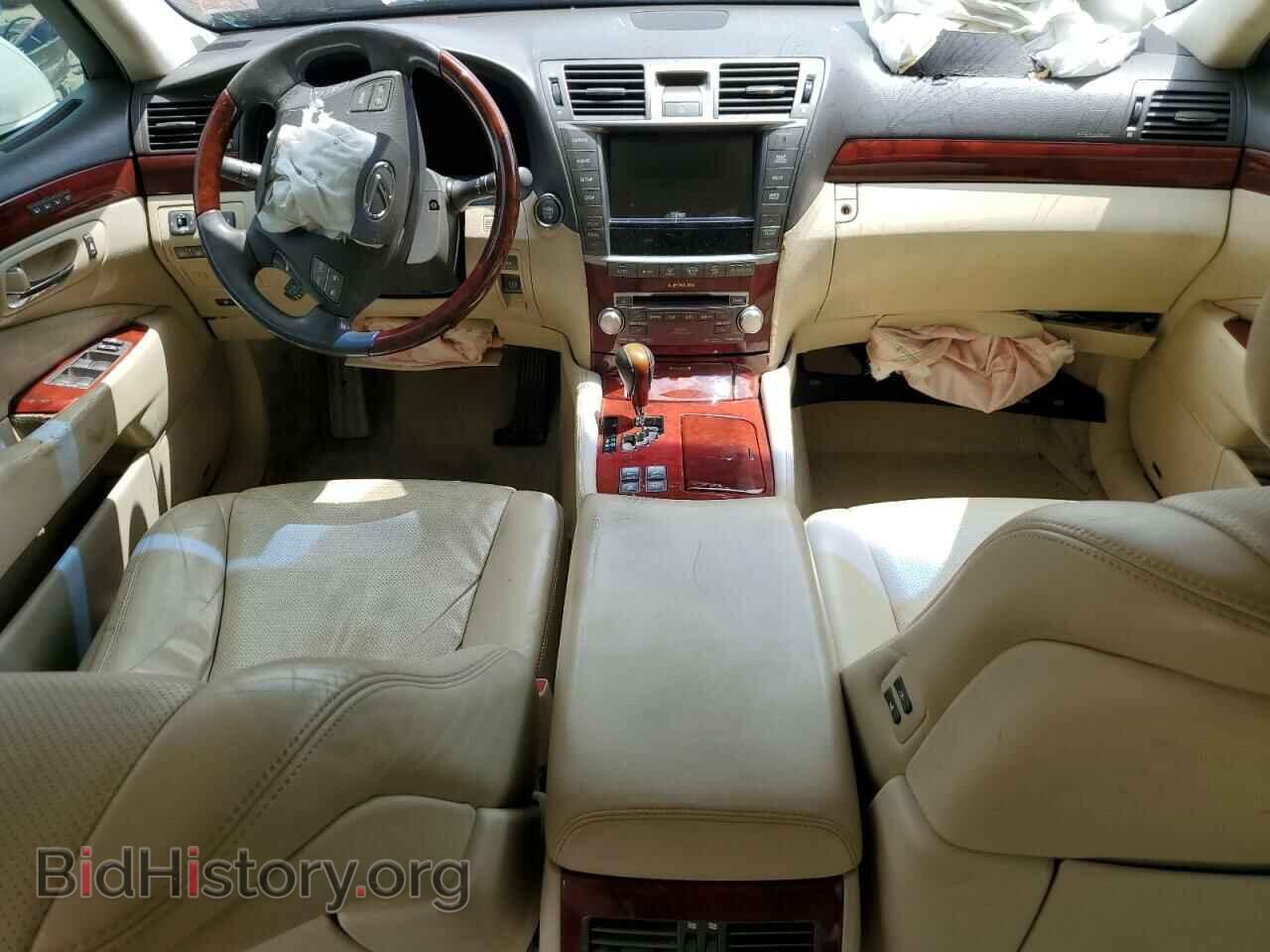 2011 LEXUS LS460 - VIN: JTHGL5EF3B5043722 - Photo 8