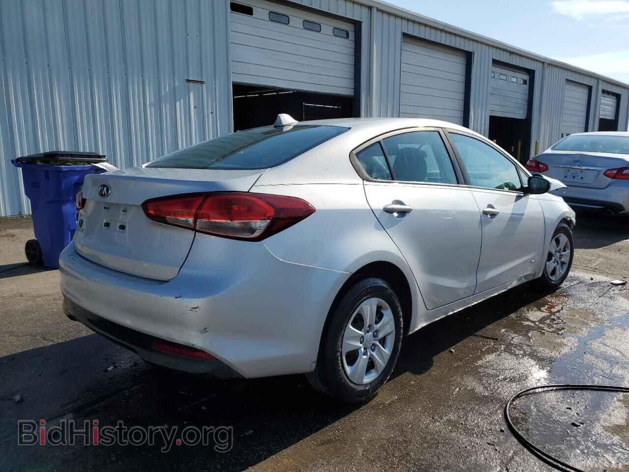 2017 KIA FORTE - VIN: 3KPFK4A70HE079017 - Фото 3