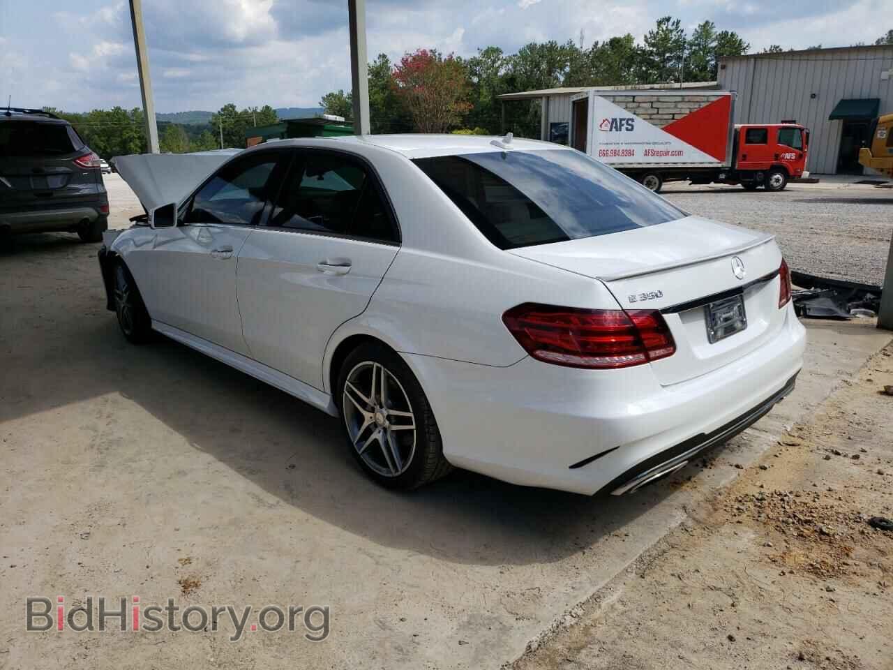 2015 MERCEDES-BENZ E-CLASS - VIN: WDDHF5KB7FB124234 - Фото 2