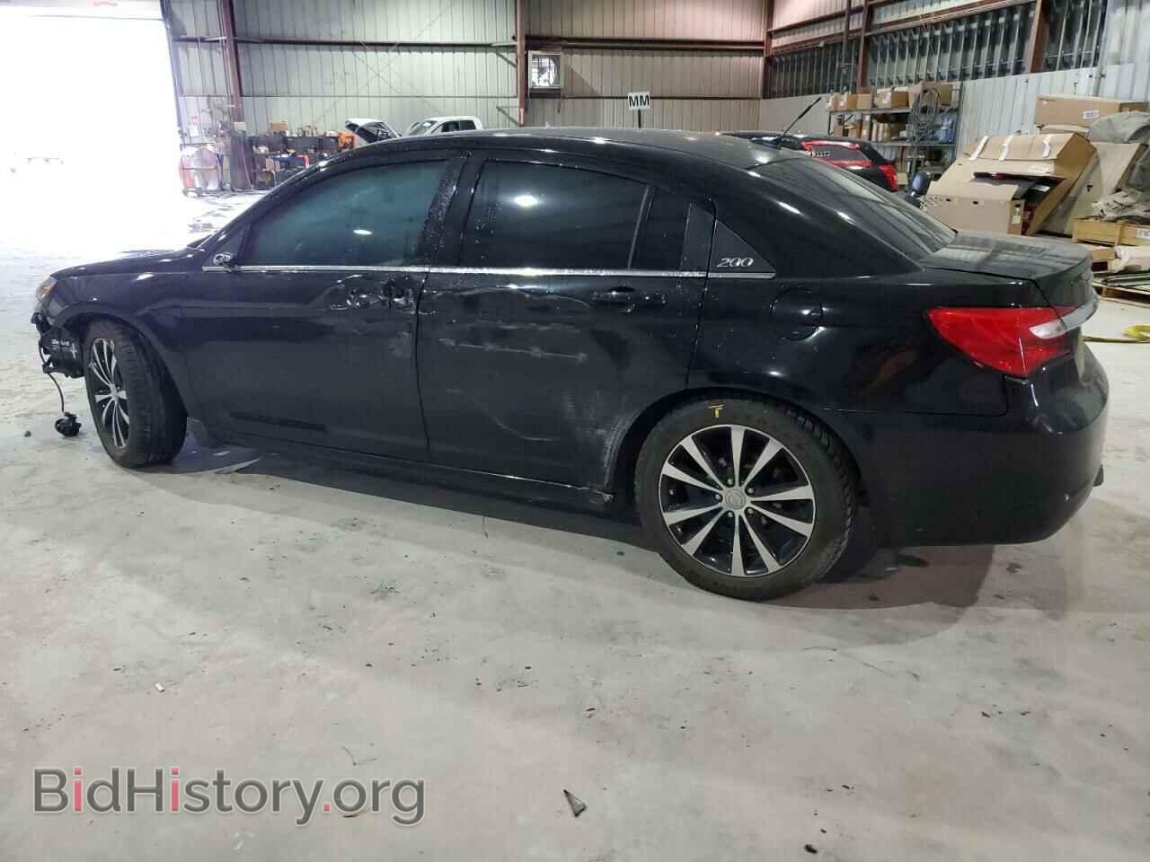 2013 CHRYSLER 200 - VIN: 1C3CCBCG0DN500830 - Photo 2