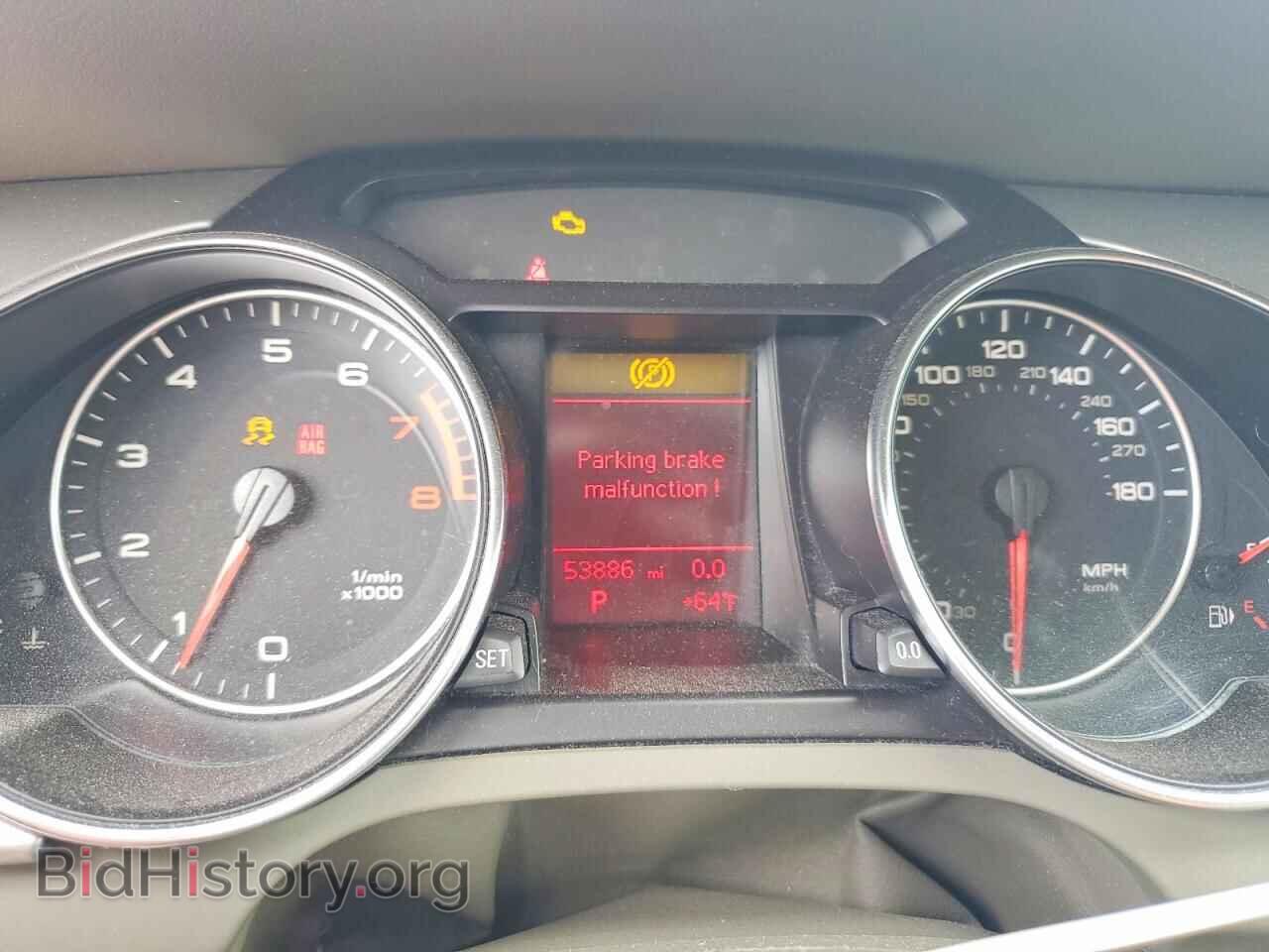 2010 AUDI A5 - VIN: WAUAFAFH6AN010958 - Photo 9