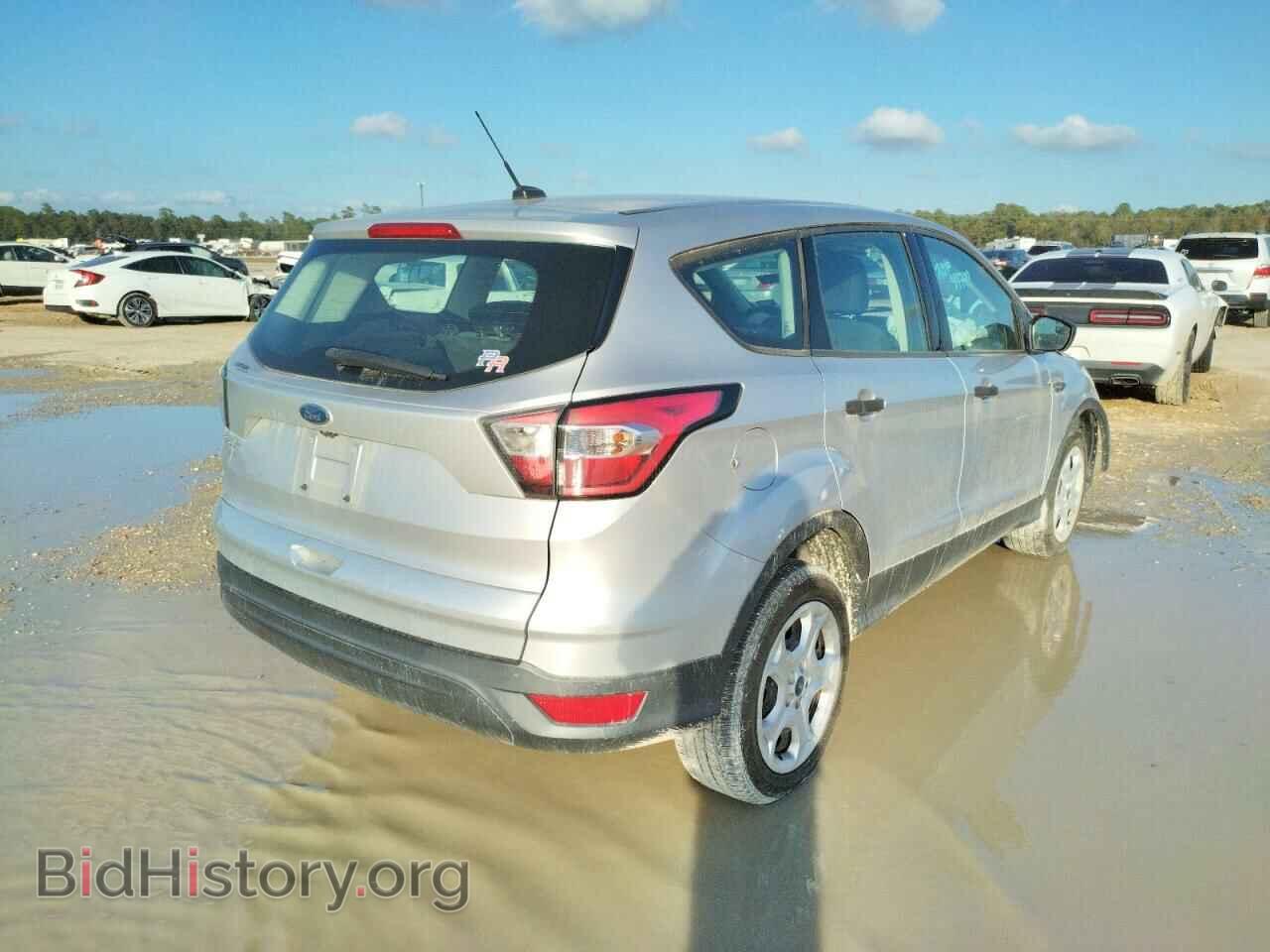 2017 FORD ESCAPE - VIN: 1FMCU0F79HUB26458 - Фото 4