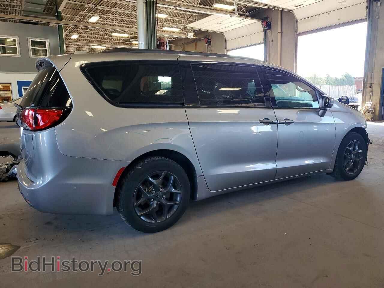 2018 CHRYSLER PACIFICA - VIN: 2C4RC1BG0JR252305 - Фото 3
