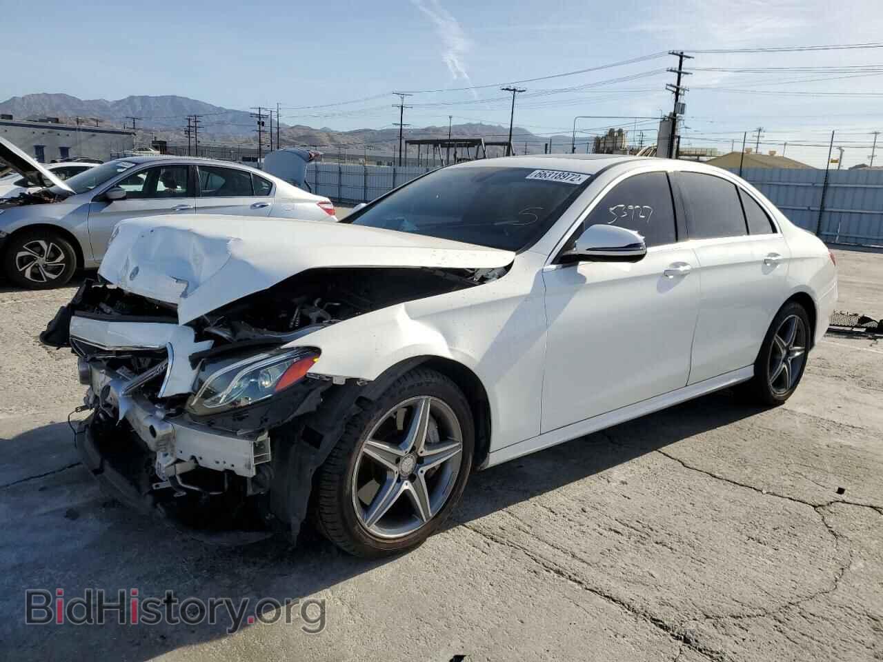 2017 MERCEDES-BENZ E-CLASS - VIN: WDDZF4JBXHA084871 - Фото 2