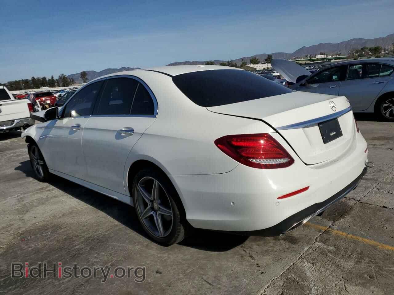 2017 MERCEDES-BENZ E-CLASS - VIN: WDDZF4JBXHA084871 - Фото 3