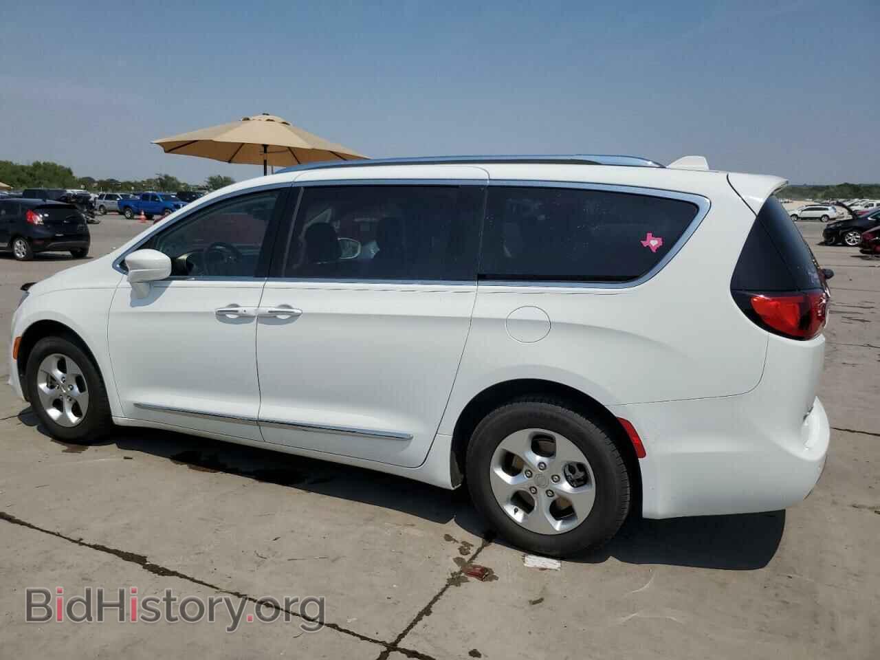 2017 CHRYSLER PACIFICA - VIN: 2C4RC1EG1HR722699 - Фото 2