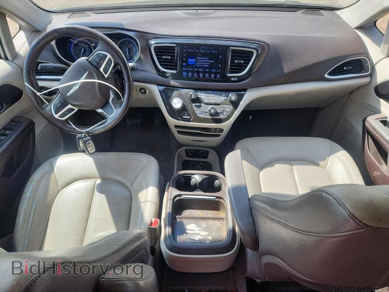 2017 CHRYSLER PACIFICA - VIN: 2C4RC1BGXHR794294 - Photo 8