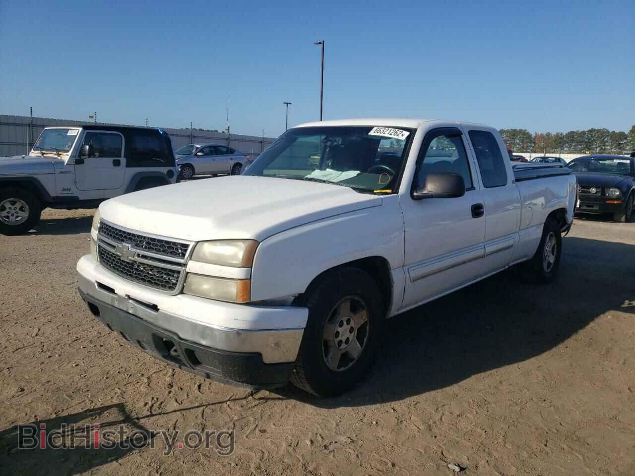 2007 CHEVROLET SILVERADO - VIN: 1GCEC19V77Z106243 - Фото 2