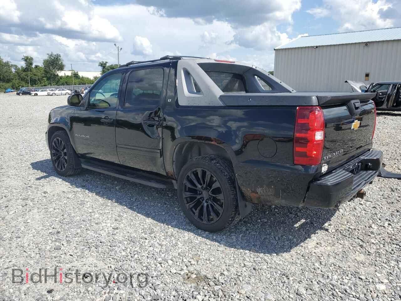 2011 CHEVROLET AVALANCHE - VIN: 3GNTKFE36BG329529 - Фото 2