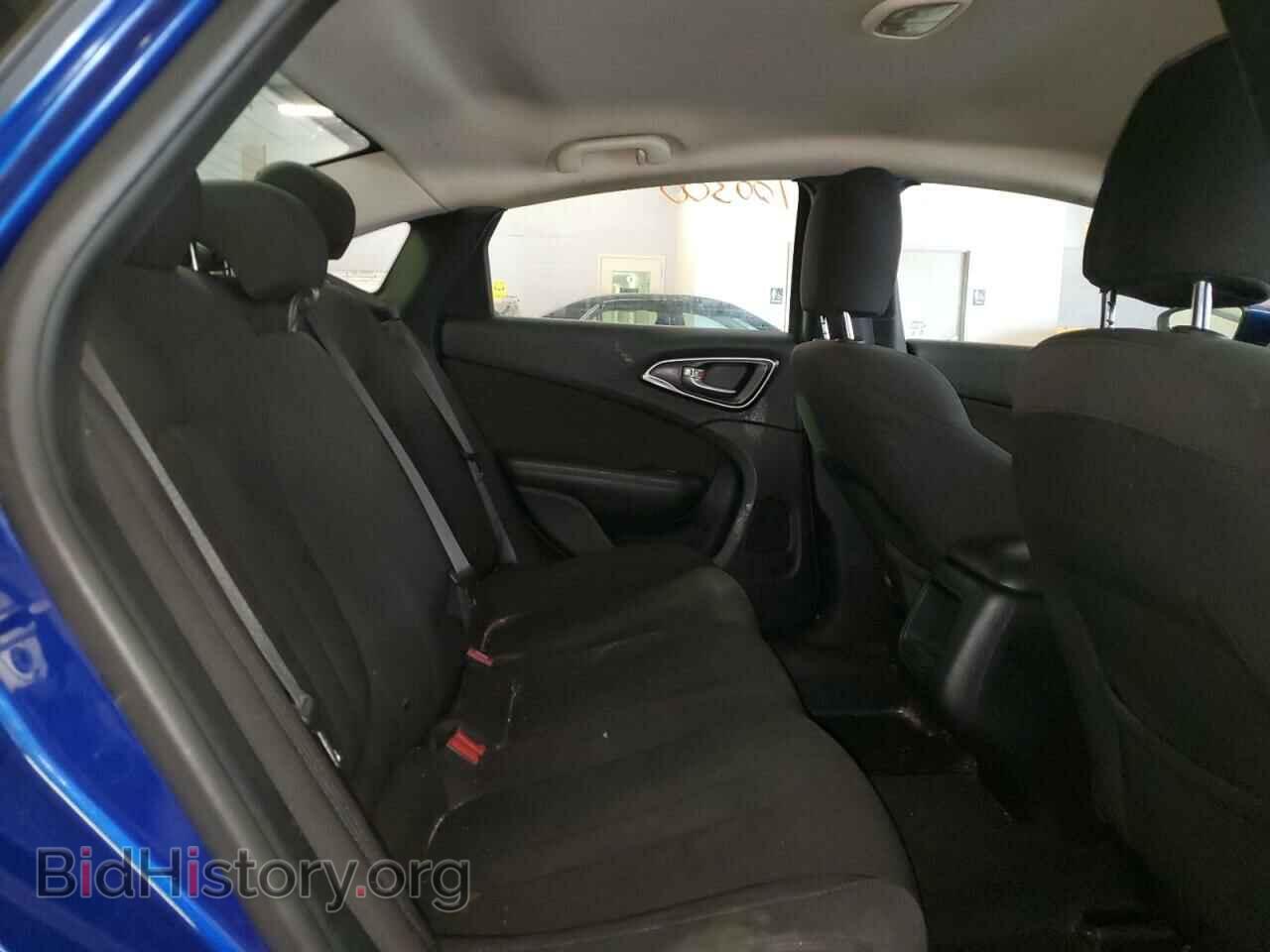 2016 CHRYSLER 200 - VIN: 1C3CCCAB2GN140882 - Фото 6