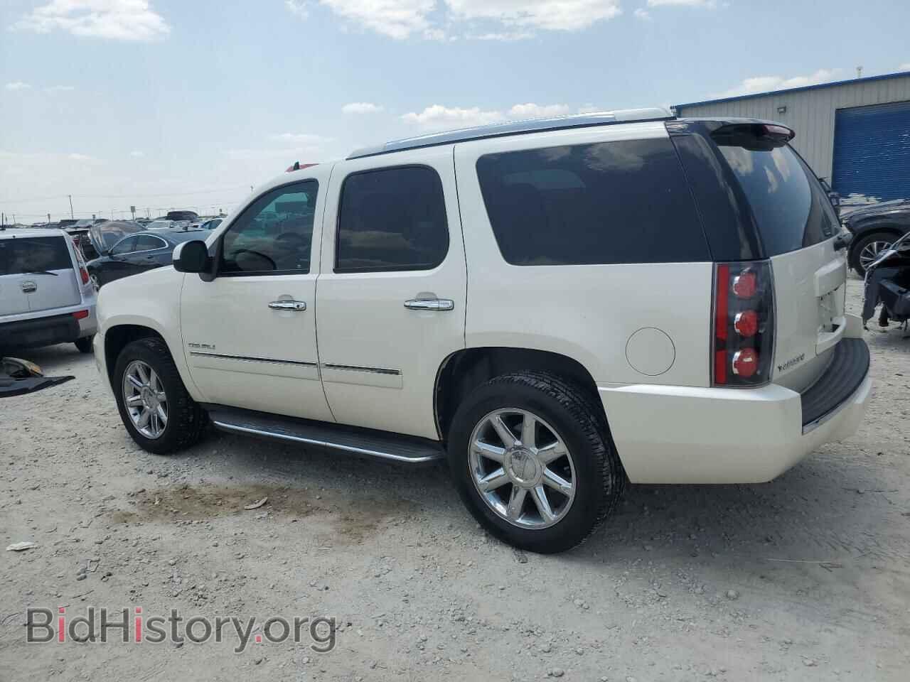 2013 GMC YUKON - VIN: 1GKS2EEF2DR327860 - Фото 2