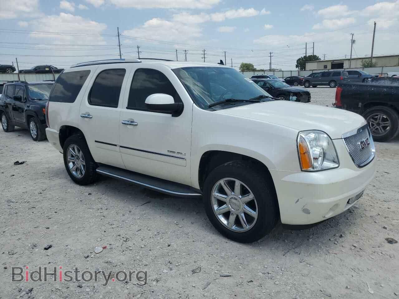 2013 GMC YUKON - VIN: 1GKS2EEF2DR327860 - Фото 4