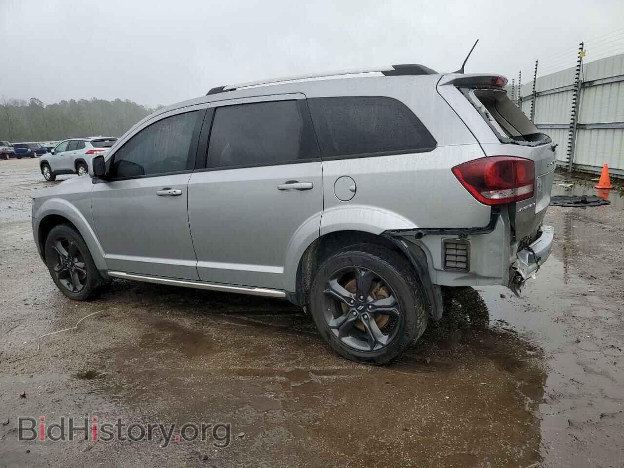 2020 DODGE JOURNEY - VIN: 3C4PDCGB2LT206181 - Фото 2