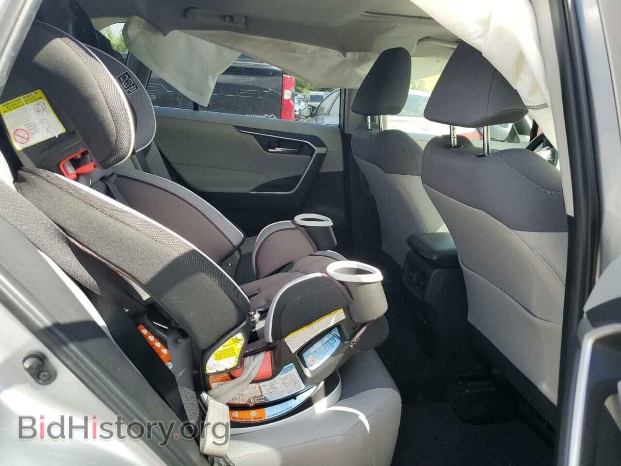 2019 TOYOTA RAV4 - VIN: JTMP1RFV8KD008720 - Фото 11