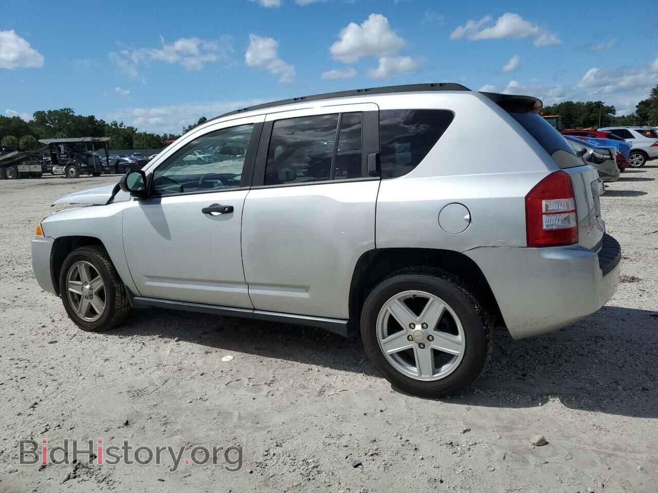 2007 JEEP COMPASS - VIN: 1J8FT47W57D365434 - Фото 2