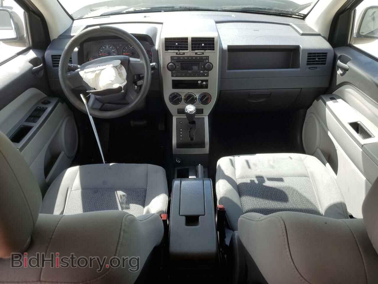 2007 JEEP COMPASS - VIN: 1J8FT47W57D365434 - Фото 8