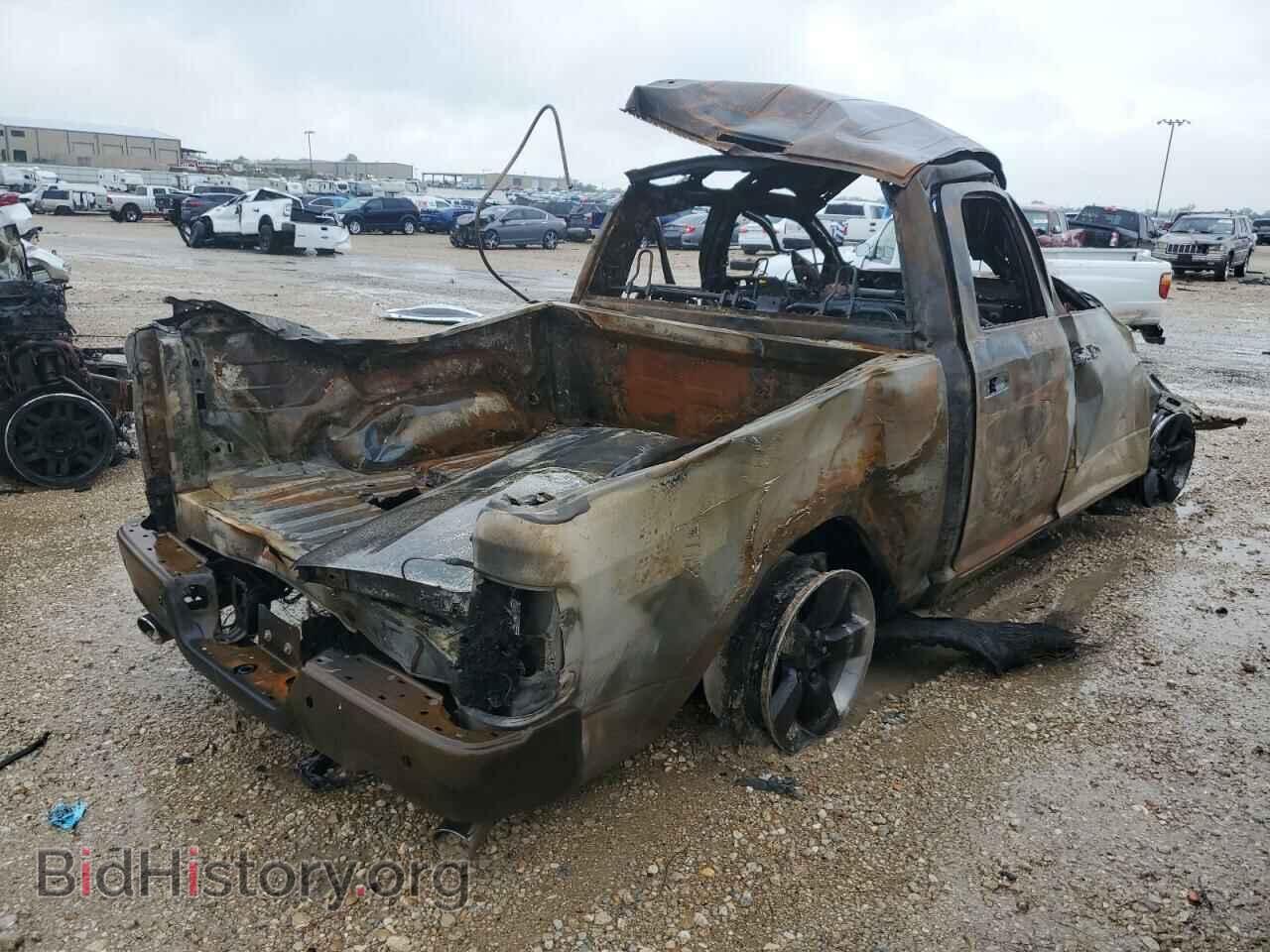 2019 RAM 1500 - VIN: 1C6RR6LT3KS697717 - Фото 3