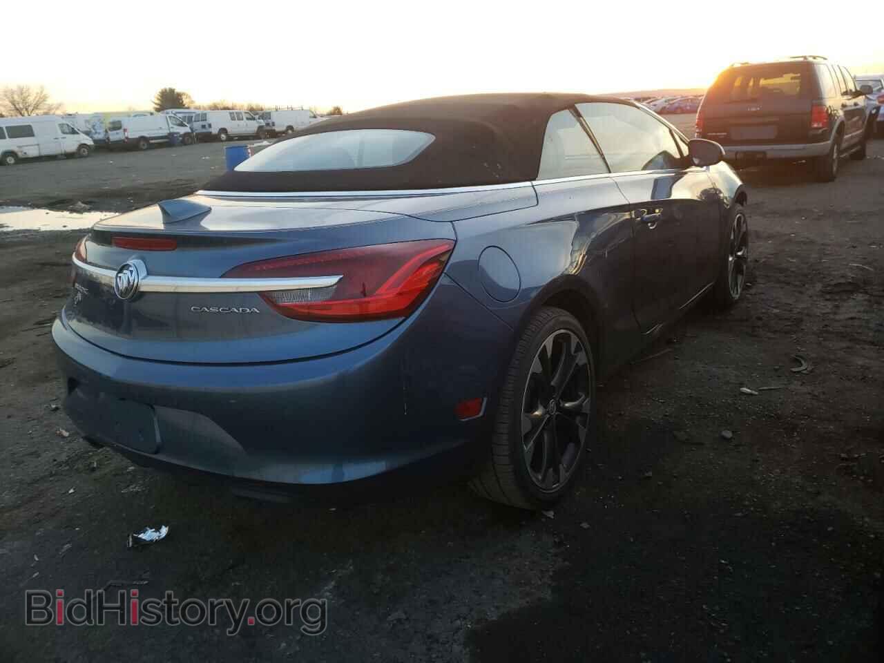 2017 BUICK CASCADA - VIN: W04WH3N54HG007331 - Photo 4
