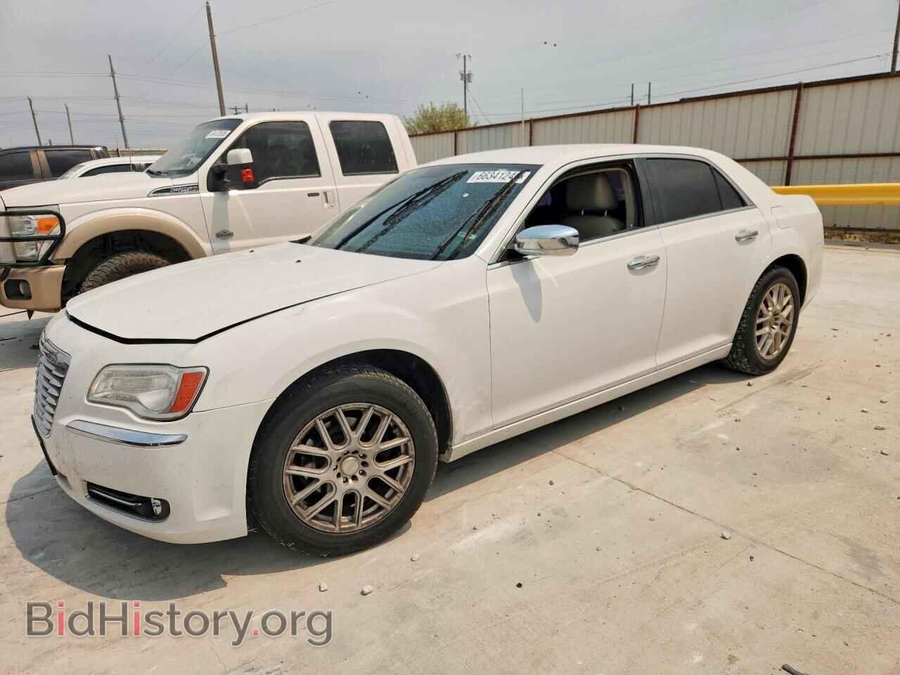 Фотография 2C3CA5CG9BH585177 - CHRYSLER 300 2011