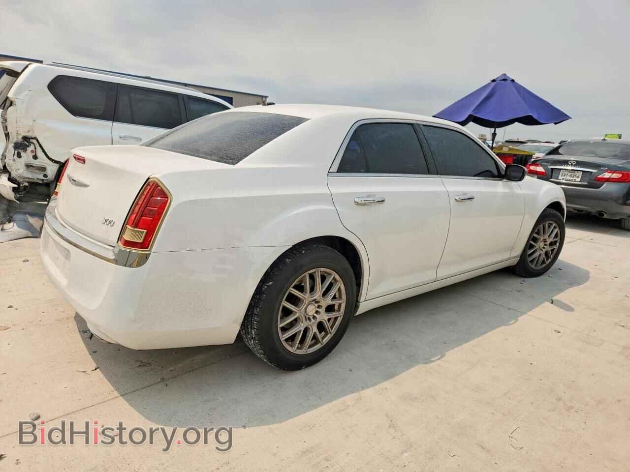 2011 CHRYSLER 300 - VIN: 2C3CA5CG9BH585177 - Photo 3