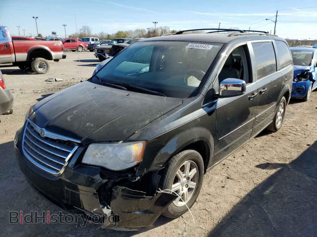 2008 CHRYSLER MINIVAN - VIN: 2A8HR54P58R117998 - Фото 2