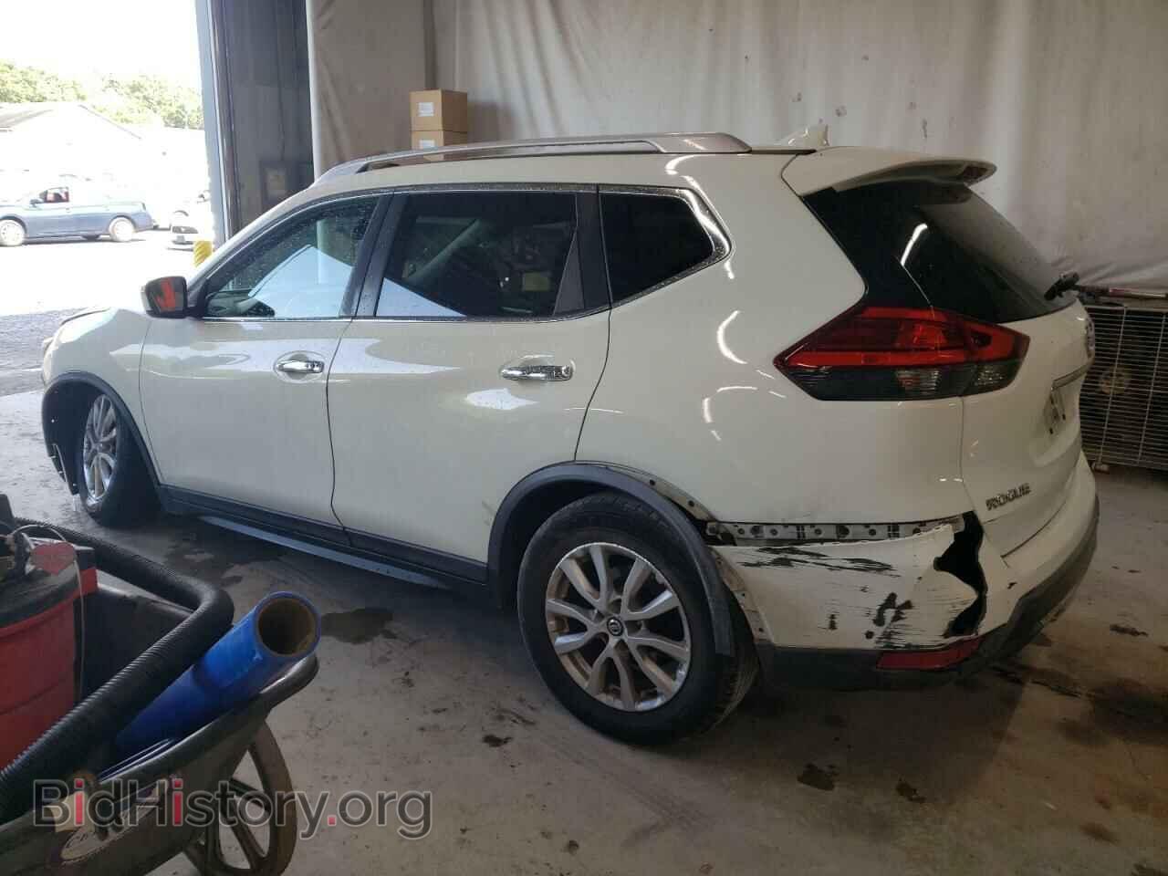 2017 NISSAN ROGUE - VIN: KNMAT2MVXHP585136 - Фото 2