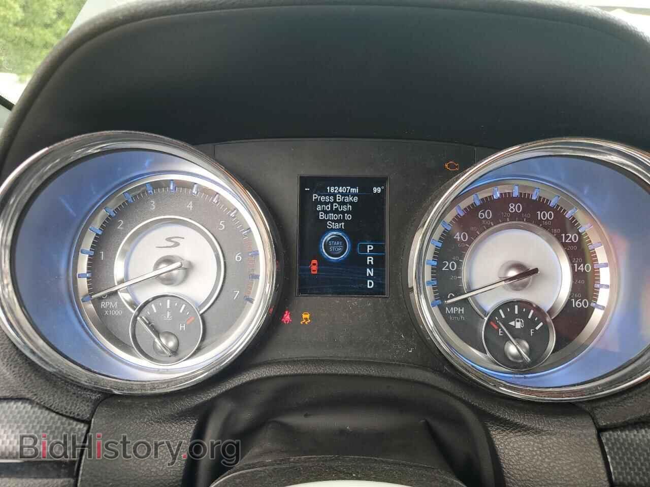 2013 CHRYSLER 300 - VIN: 2C3CCABT6DH727358 - Фото 9