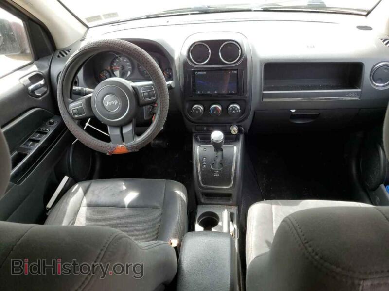 2012 Jeep COMPASS (VIN 1C4NJDBB7CD549801) — фото 8 из 12