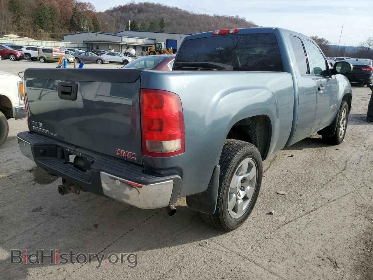 2011 GMC SIERRA - VIN: 1GTR2VE37BZ346711 - Фото 4