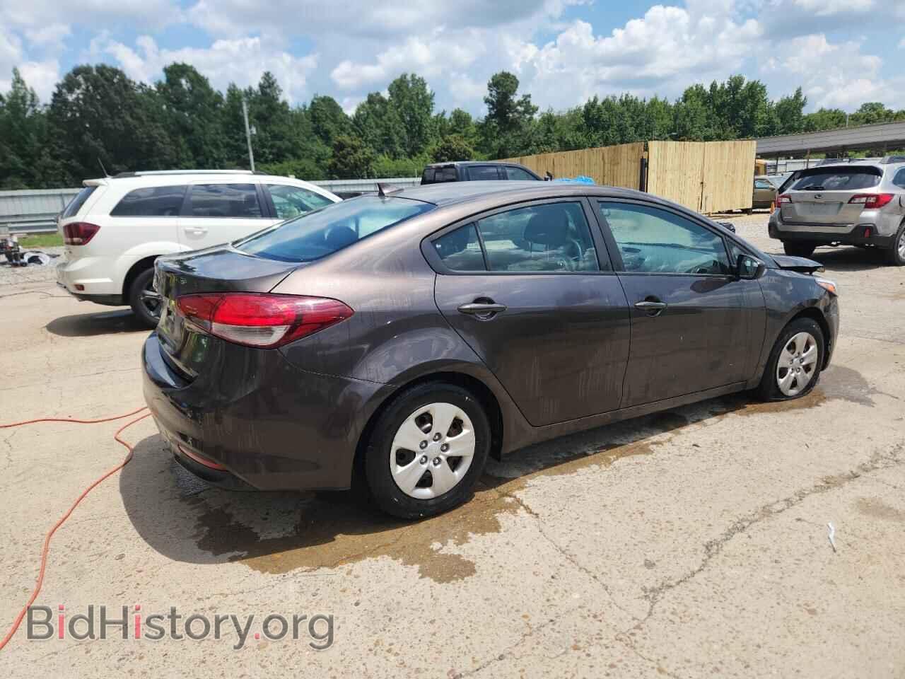 2017 KIA FORTE - VIN: 3KPFK4A75HE011120 - Фото 3