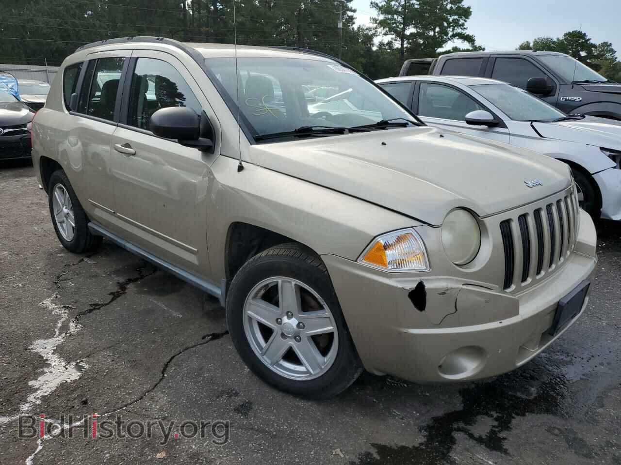 2010 JEEP COMPASS - VIN: 1J4NT4FB6AD558341 - Фото 4