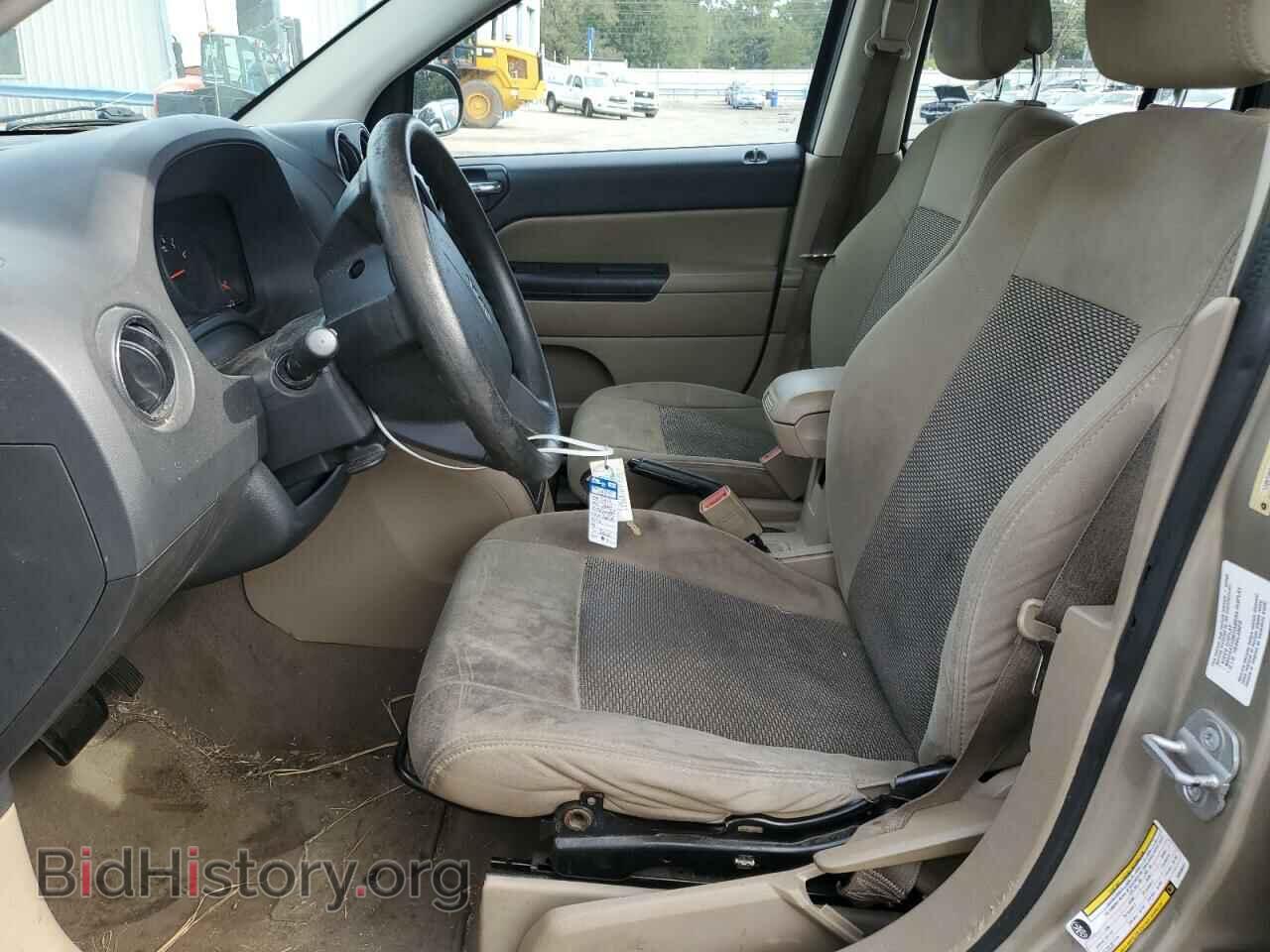 2010 JEEP COMPASS - VIN: 1J4NT4FB6AD558341 - Фото 7