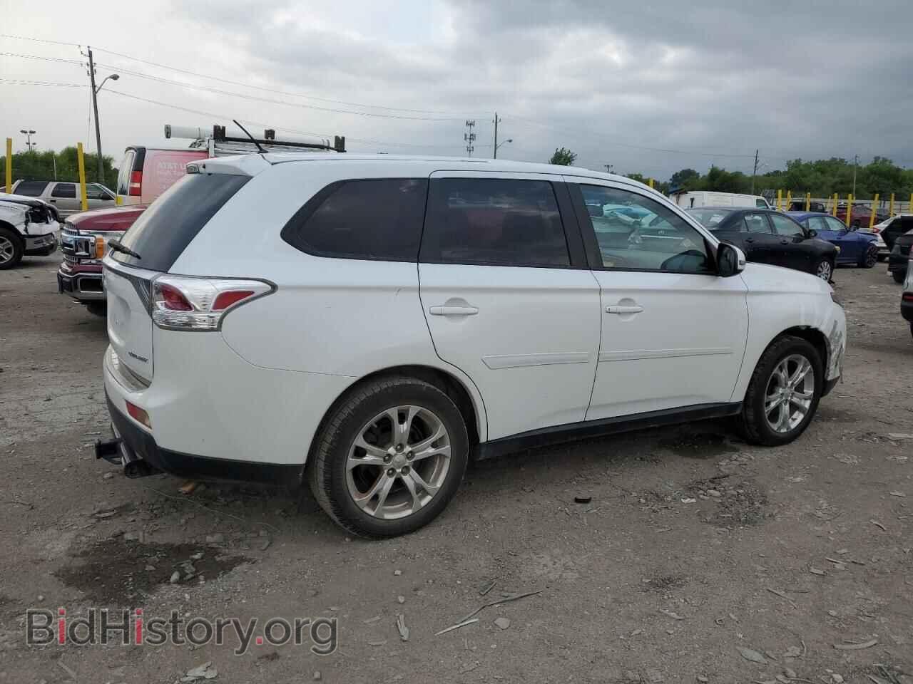 2014 MITSUBISHI OUTLANDER - VIN: JA4AZ3A35EZ009892 - Photo 3
