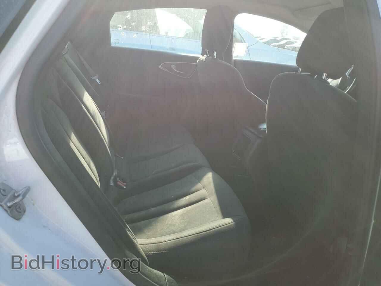 2015 CHRYSLER 200 - VIN: 1C3CCCAB7FN617093 - Фото 10