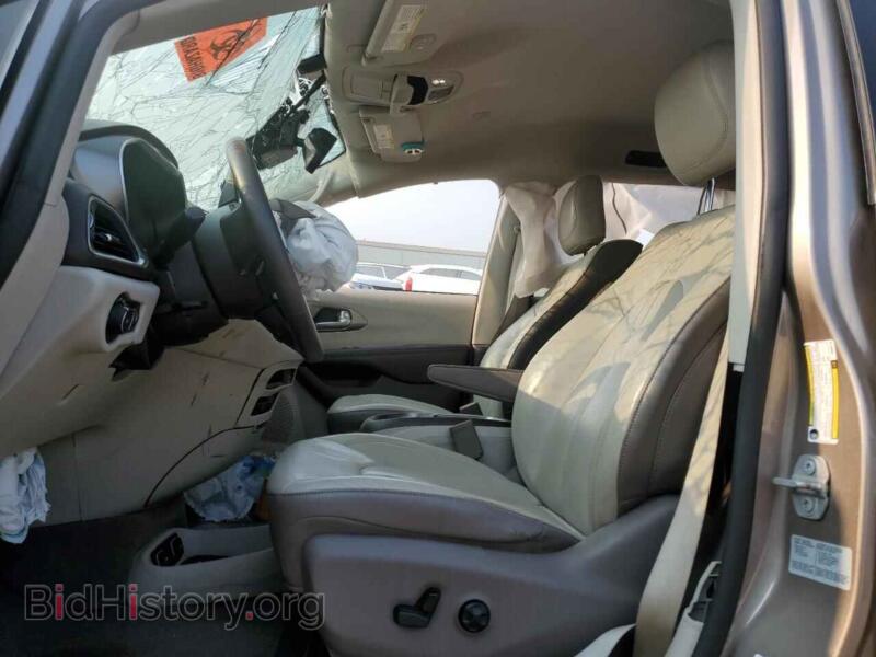 2017 Chrysler PACIFICA (VIN 2C4RC1EG7HR836710) — photo 7 of 14