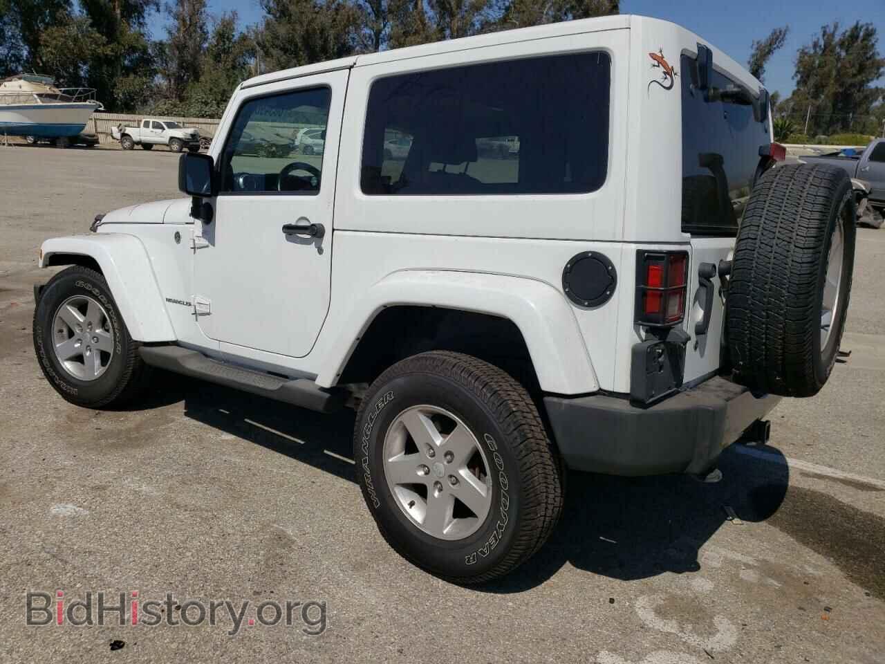 2011 JEEP WRANGLER - VIN: 1J4AA2D15BL625621 - Фото 2