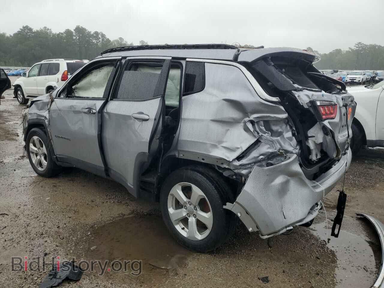 2018 JEEP COMPASS - VIN: 3C4NJDBB0JT400573 - Photo 2