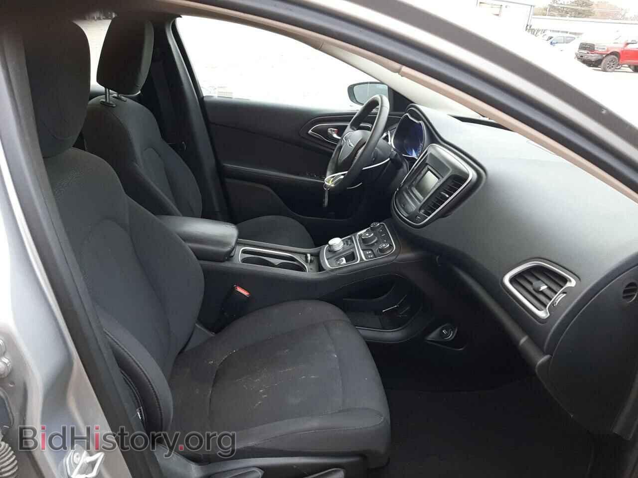 2016 CHRYSLER 200 - VIN: 1C3CCCAB7GN100975 - Фото 5