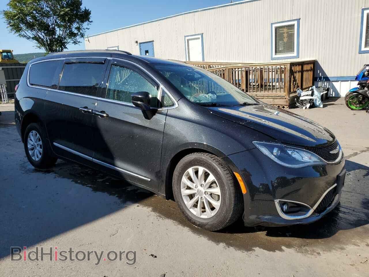 2017 CHRYSLER PACIFICA - VIN: 2C4RC1BG4HR744927 - Photo 4