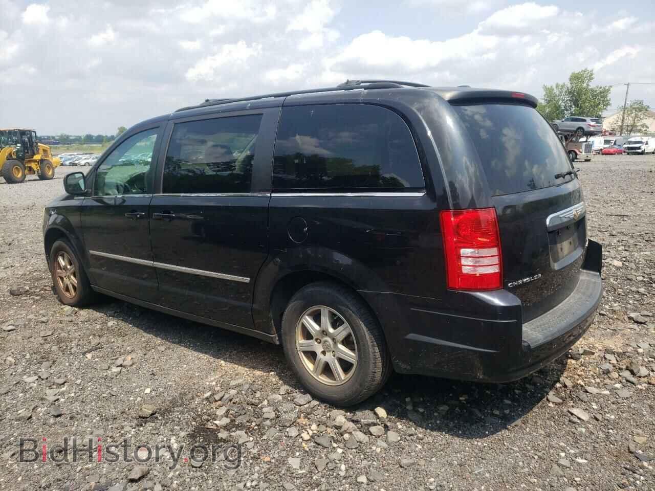 2010 CHRYSLER MINIVAN - VIN: 2A4RR5D12AR141313 - Photo 2