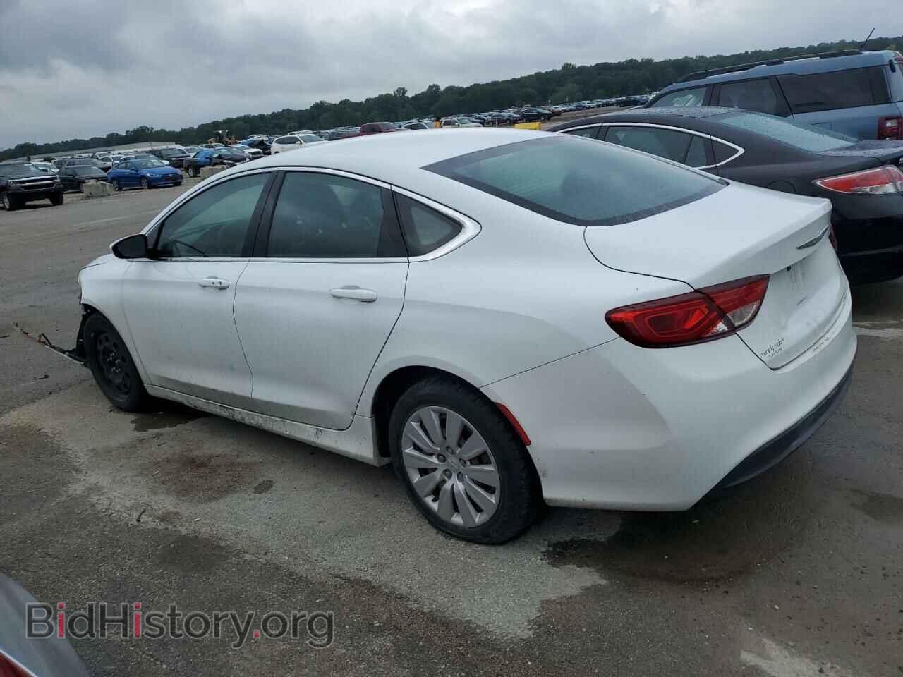 2016 CHRYSLER 200 - VIN: 1C3CCCFB7GN120992 - Фото 2