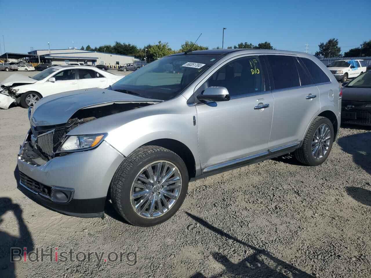Photo 2LMDJ6JK6BBJ26219 - LINCOLN MKX 2011