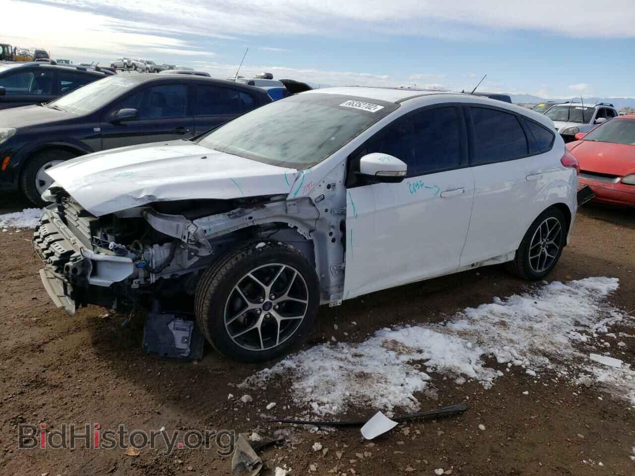 Photo 1FADP3K2XFL358040 - FORD FOCUS 2015