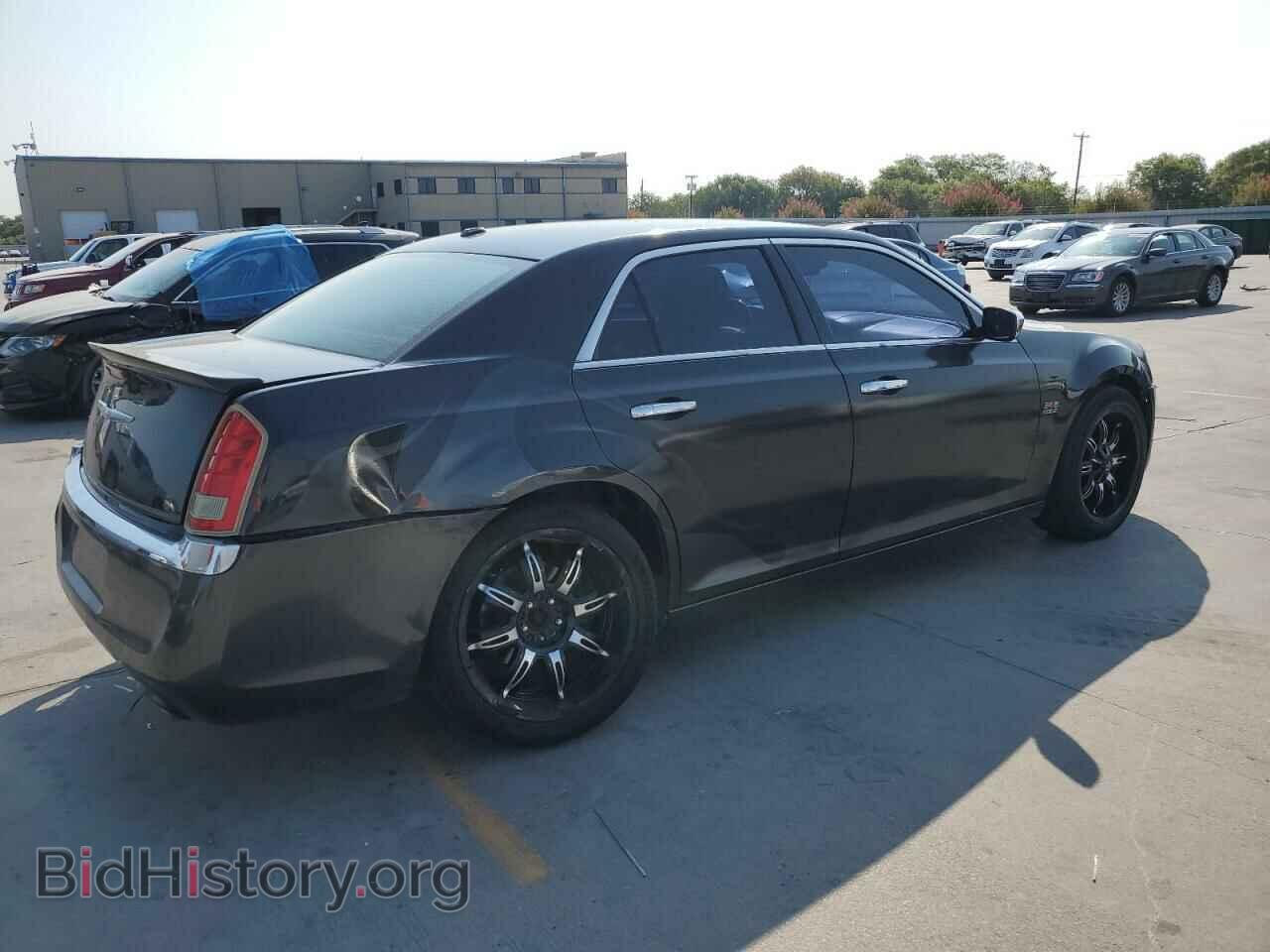 2011 CHRYSLER 300 - VIN: 2C3CA6CT6BH522895 - Фото 3